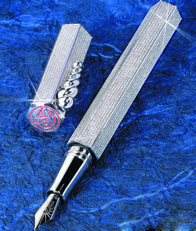 公主Rainier三世限量版钢笔，20万欧元(25.601万美元)